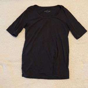 Everlane stretchy scoop neck tee
